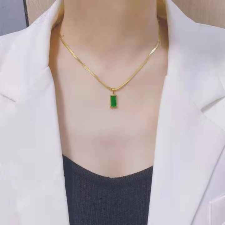RF REDFOXX Gold-Plated Snake Chain Necklace with Emerald Green Zircon Pendant – Stainless Steel Jewelry for Women